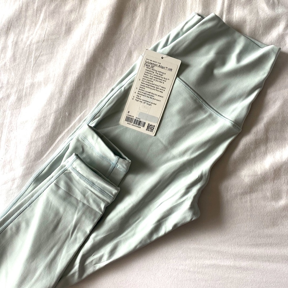 NWT LULULEMON ALIGN 28” 💕 OCEAN AIR 8